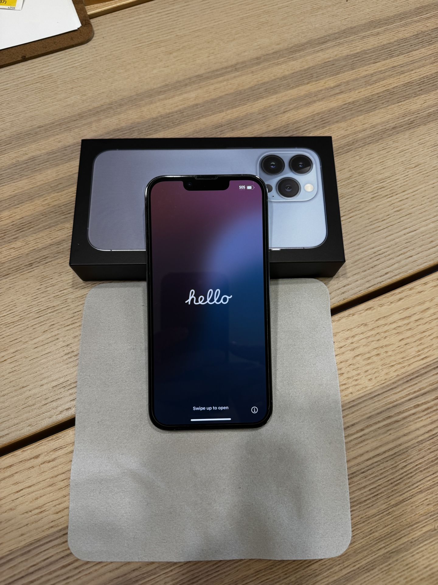 Apple iPhone 13 Pro - Mint Condition - Unlocked