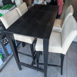 Tall Table With 4 Chairs