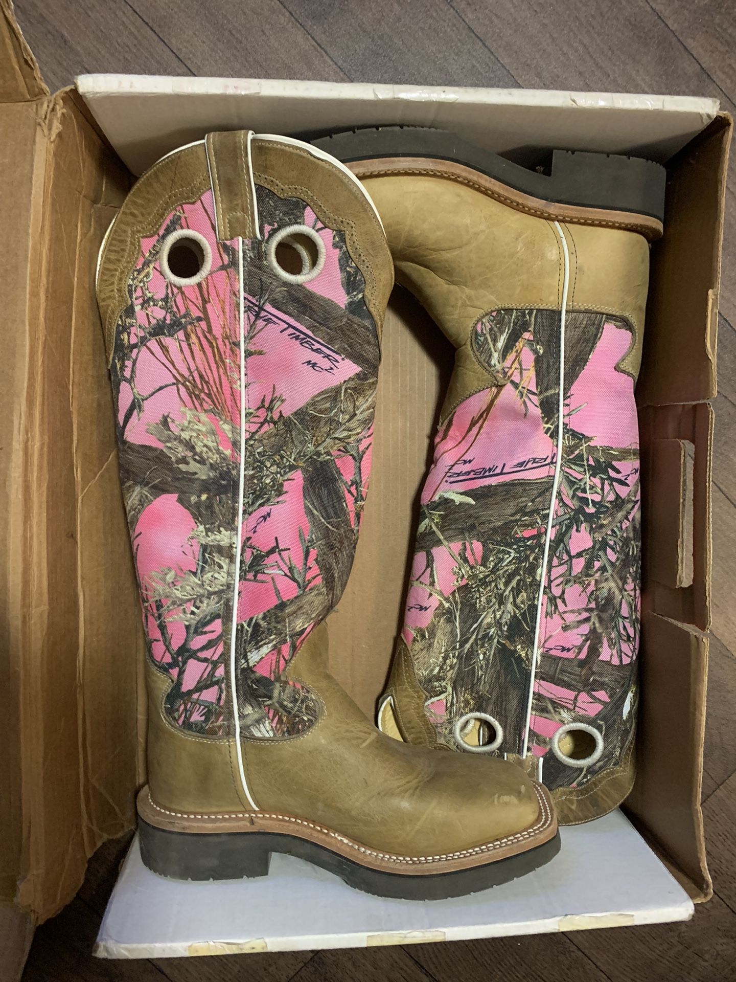 Justin’s Woman Camo Boot