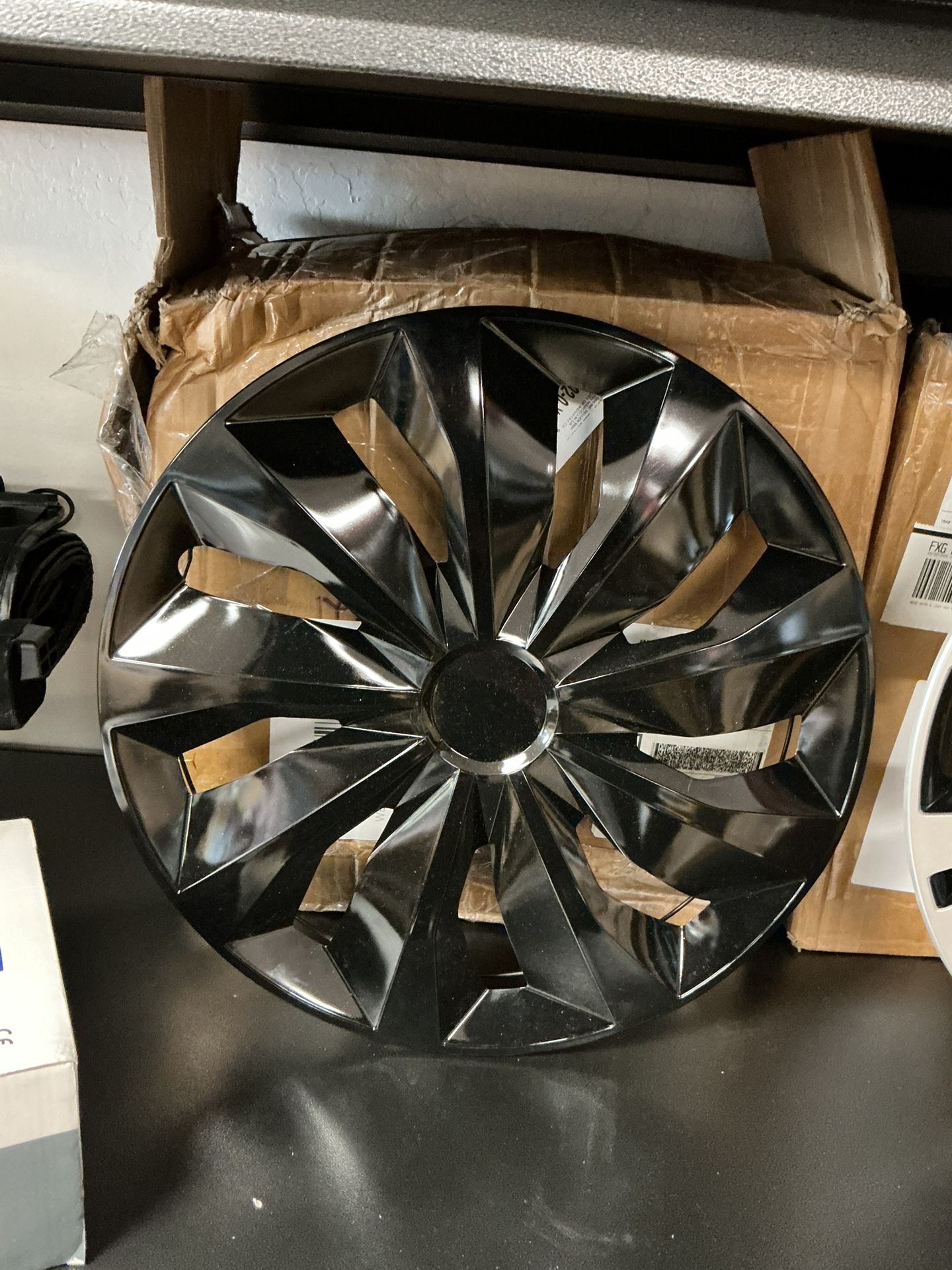 Hubcap Wheel Cover Replacement R13 Hub Caps Universal Wheel Rim Cover ABS Material Exterior Accessories for Car Truck SUV -Set of 4(13-inch,Black)