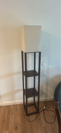 Floor lamp with shelves