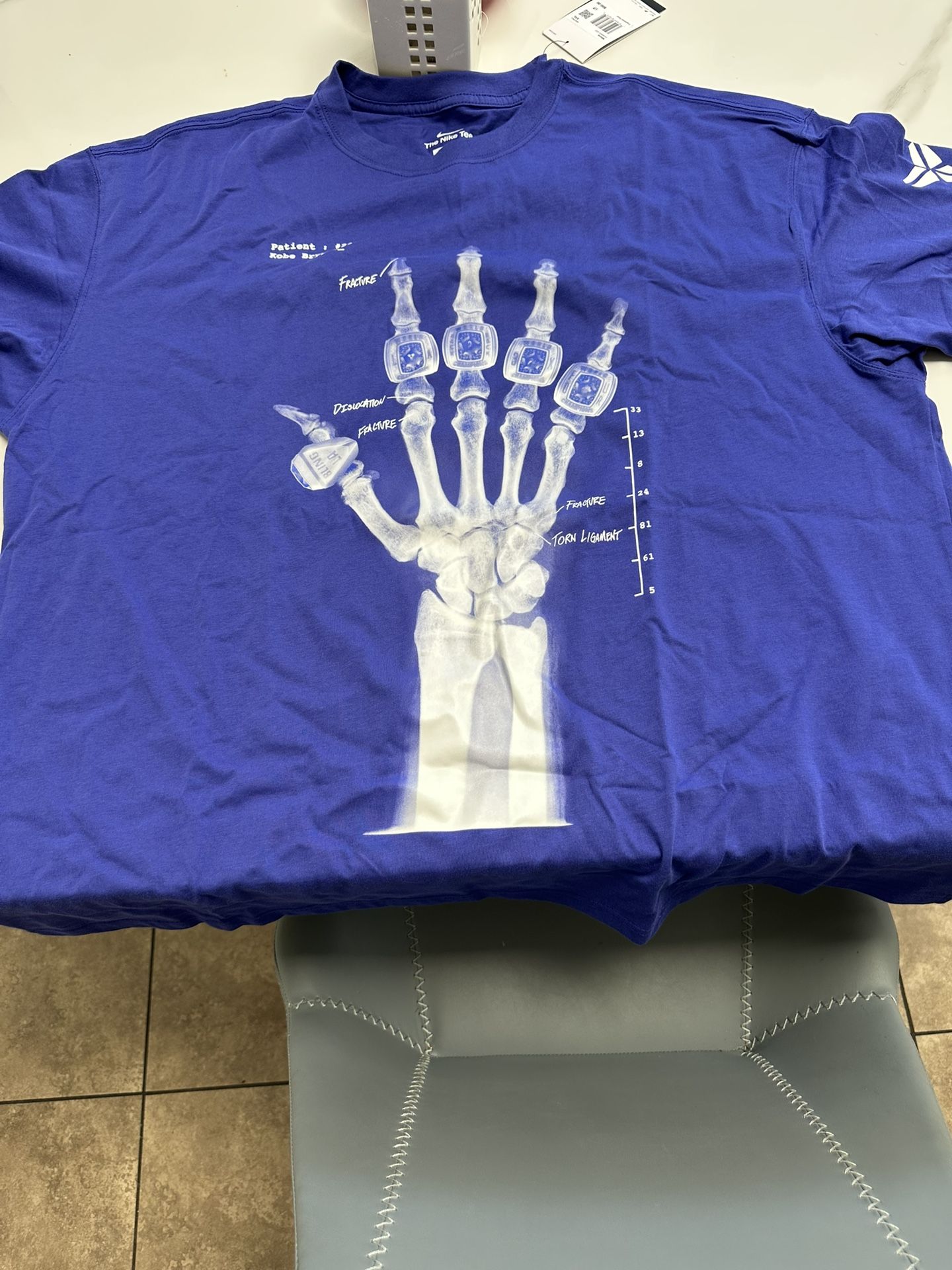 Kobe X Ray T Shirt Xxl