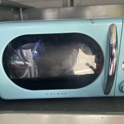 Microwave Good Condition 