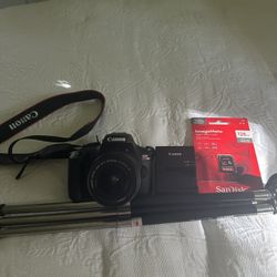 Canon EOS T100 w/ Tripod, Strap, and 128gb SD Card