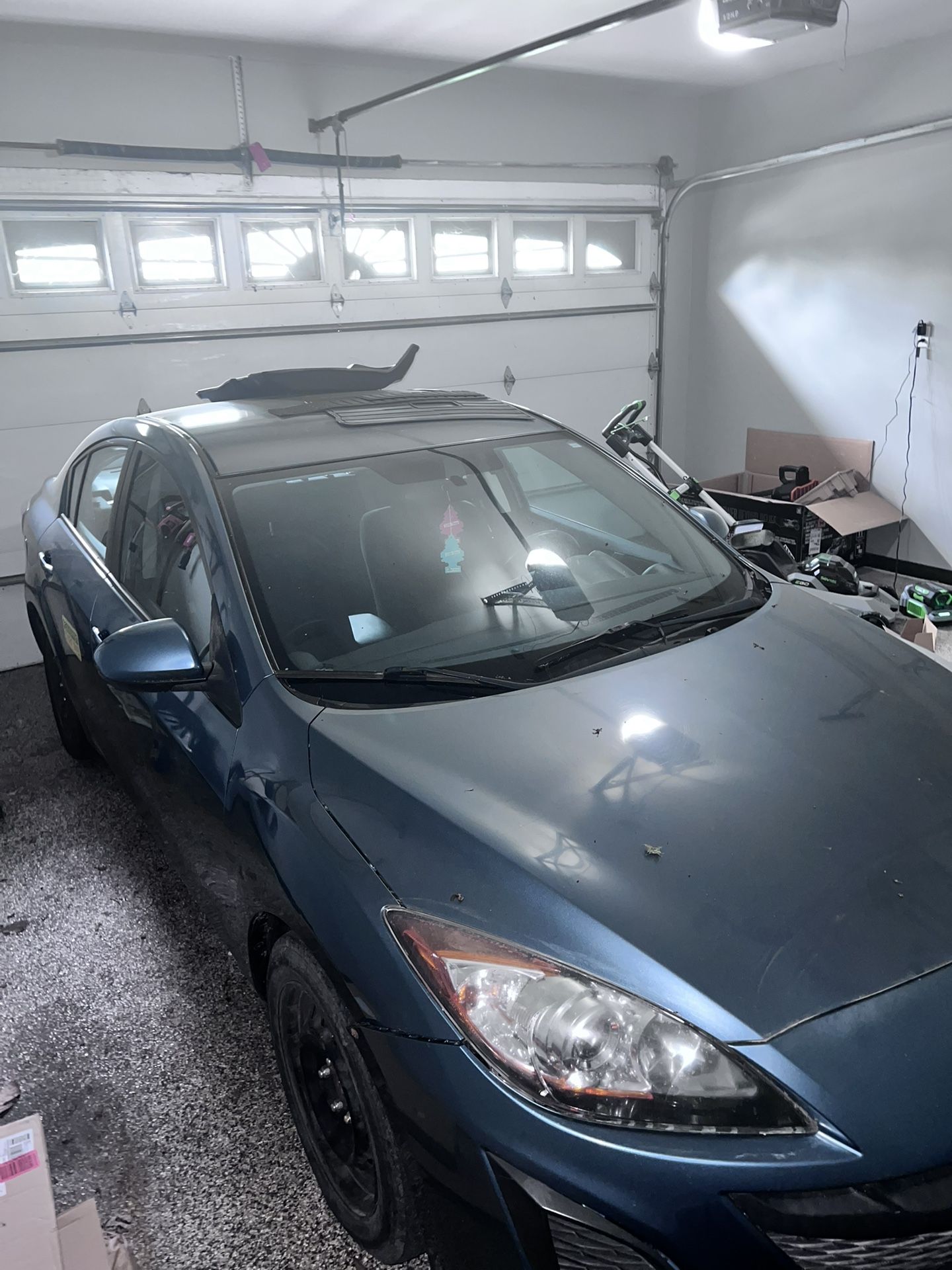 Car Model Mazda 2011