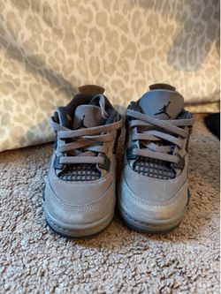 Air Jordan 4 Retro Cave Stone and Black