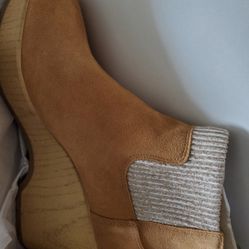 Dr.Scholl's Chelsea  Wedge  Boots Women's  Size 10M