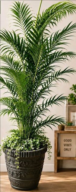 Artificial palm tree