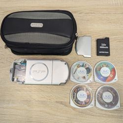 PSP-3001 Game System Bundle w Games & Bag