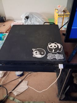 Ps4 slim 1 tb storage + 10 games