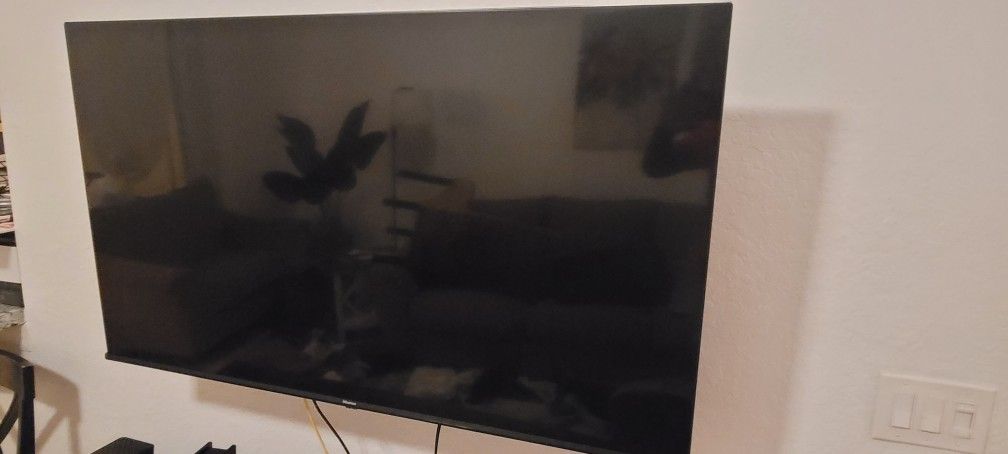 Hisence 55 Inch Smart TV