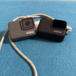 GoPro 7 Silver Waterproof 4K Touchscreen & Voice Control 