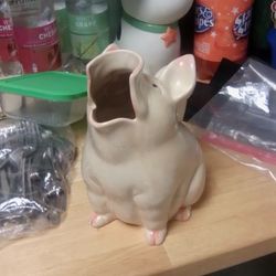 Lovely Pig Pitcher Pretty 25.00 