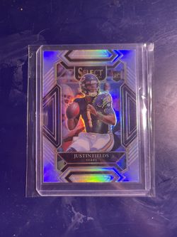 Justin Fields Club Level Silver Rookie Card Football Bears