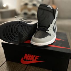 Jordan 1 High OG Shadow 2.0 Size 9