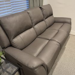 Jerome’s 3-Seat Power Recliner Sofa W/ USB