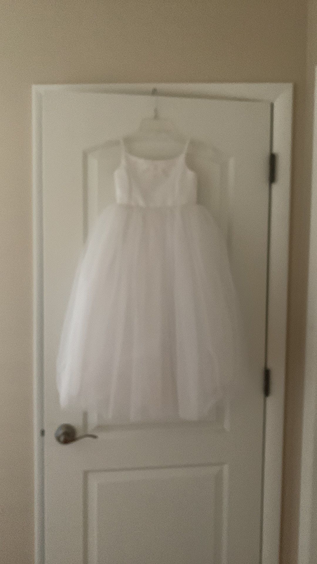 David’s Bridal Flower Girl’s Dress, Size 4
