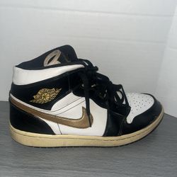 Air Jordan 1 Mid ‘Metallic Gold’ – Size 11.5 (right Pair Only)