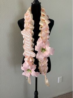 graduation leis