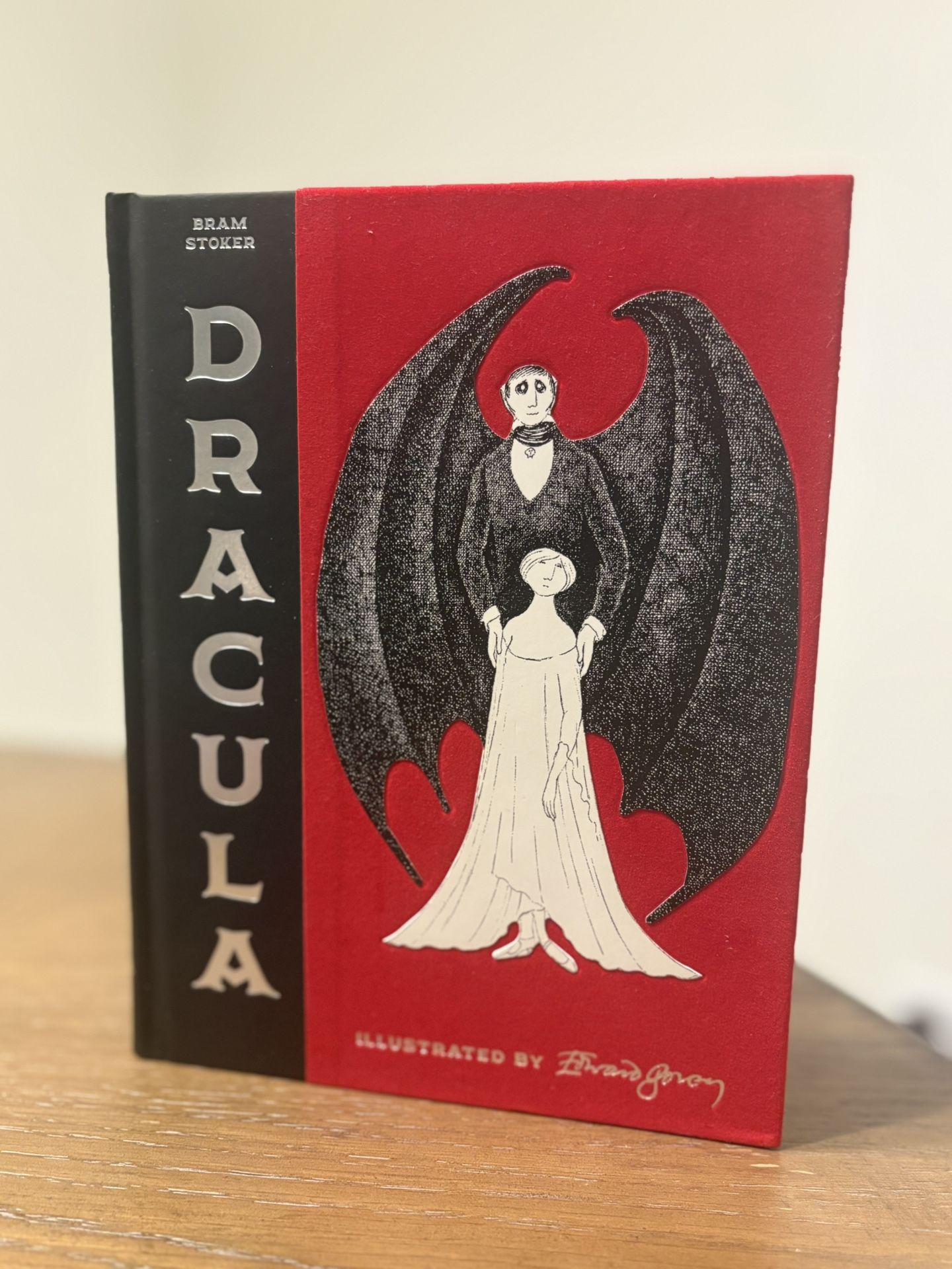 New Dracula Deluxe Edition