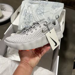 Nike Mind 002 Light Smoke Gray 9.5M DS