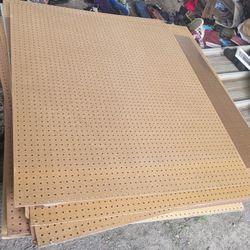 Peg Board 