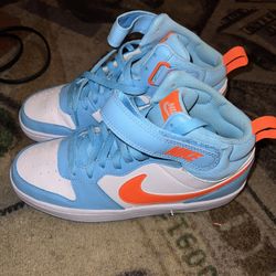 Nike court Borough  High Tops