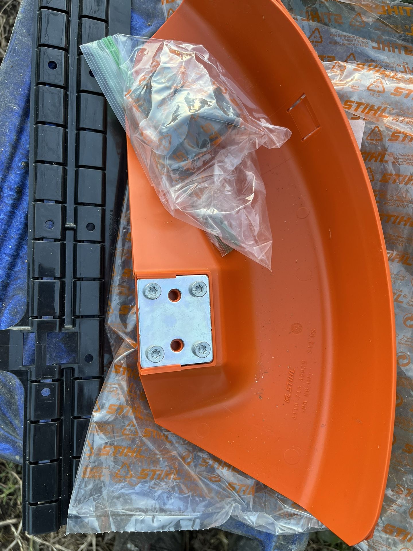 STIHL Blade Deflector Kit, Brand new With All Pieces