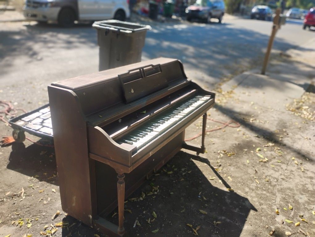 Piano for Sale in San Antonio, TX OfferUp