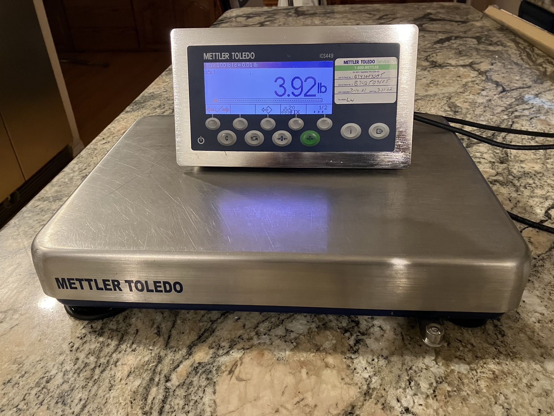 Mettler Toledo Scale