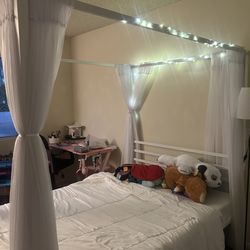 Canopy bed frame full size