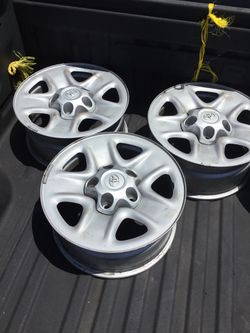 Set of 4 rims for Toyota Tundra size 18. 5 lugs. They are new came out of 2020 Toyota Tundra