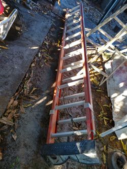 24 Ft Fiberglass Ladder
