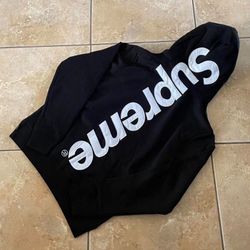 Supreme Hoodie 