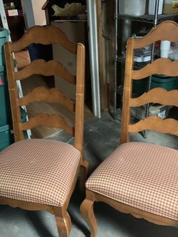 Pair of Ethan Allen Dining Chairs