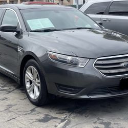 2017 Ford Taurus