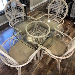 Wicker Table And 4 Matching Chairs 