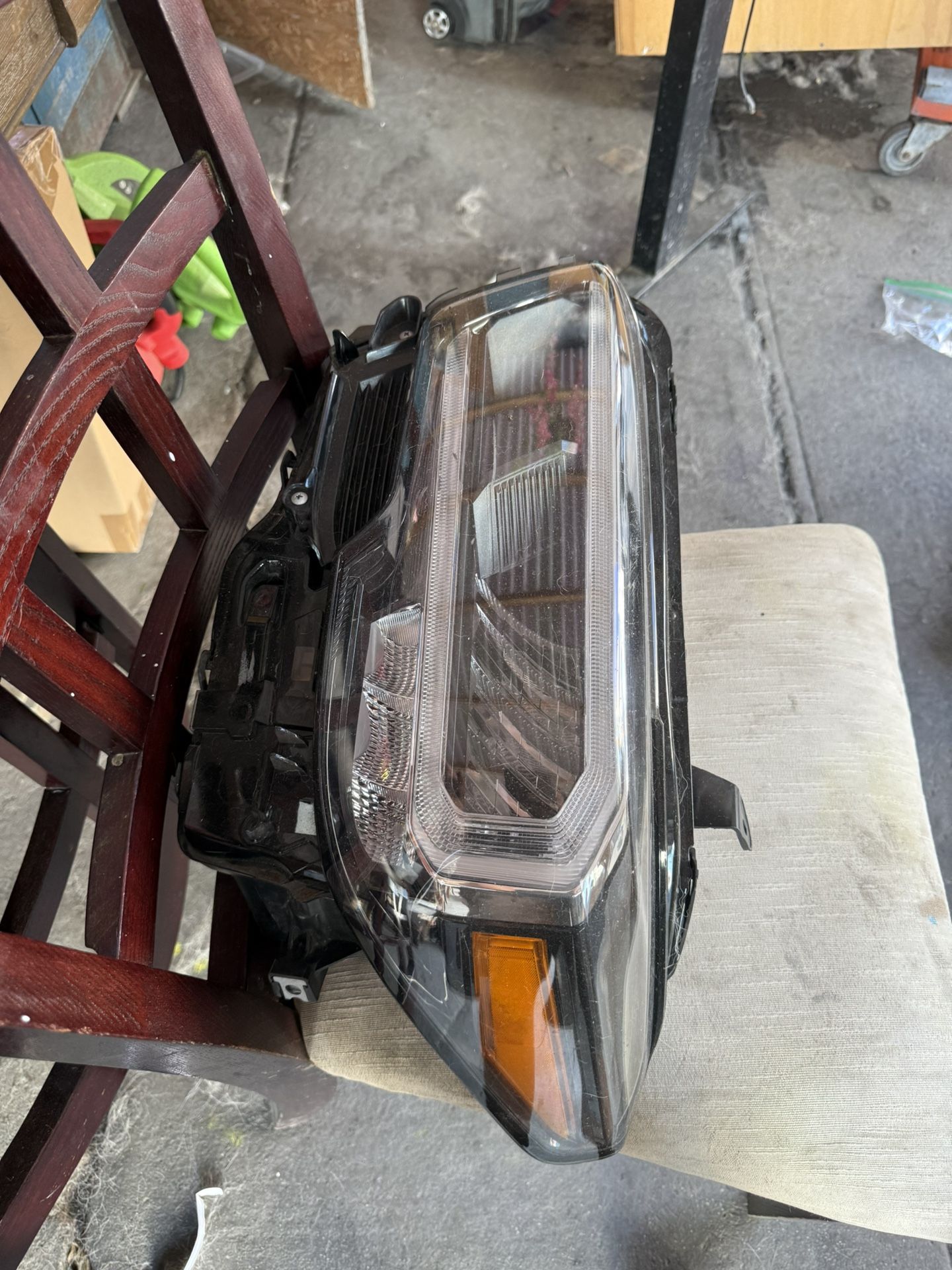 2020-2023 Toyota Tacoma Headlights 