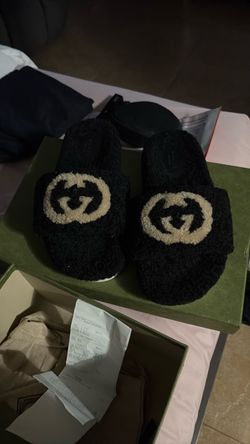 Gucci slippers
