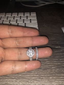 Wedding ring set 2 Carats