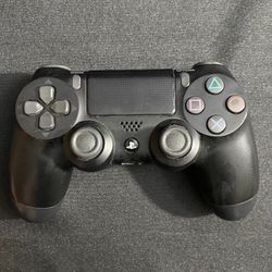 PS4 Controller