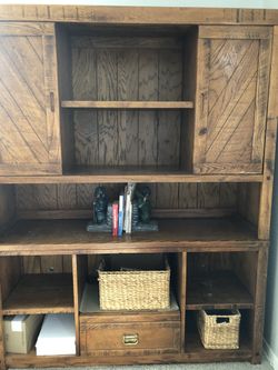 Stereo/ Storage Center 