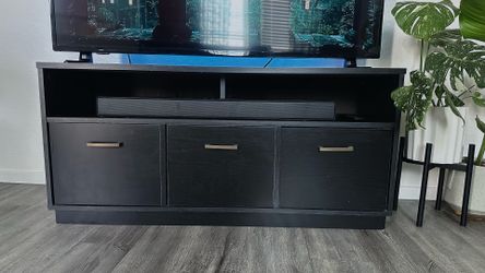 Black Media Console
