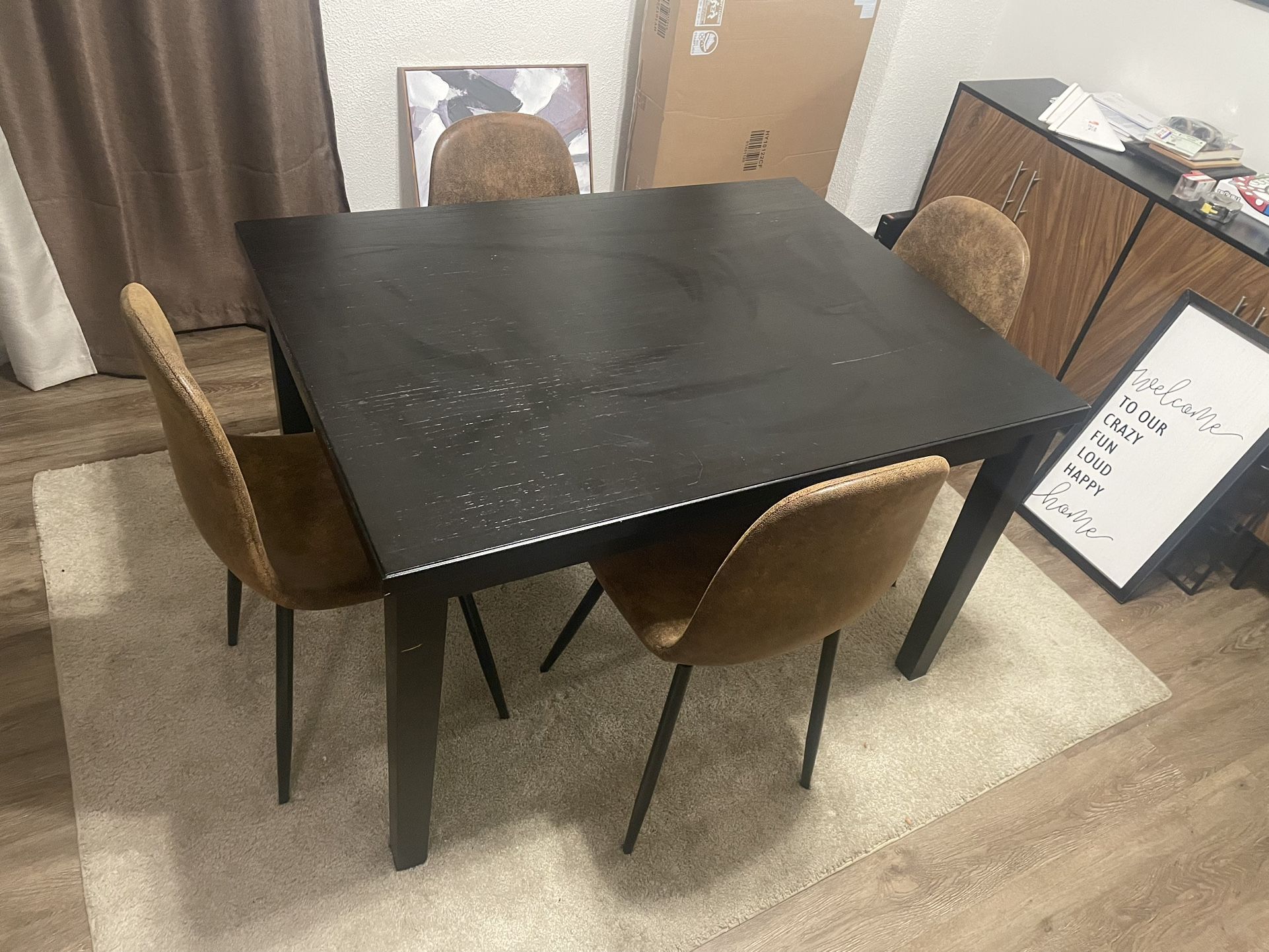 Black Table With 4 Dining Chairs 