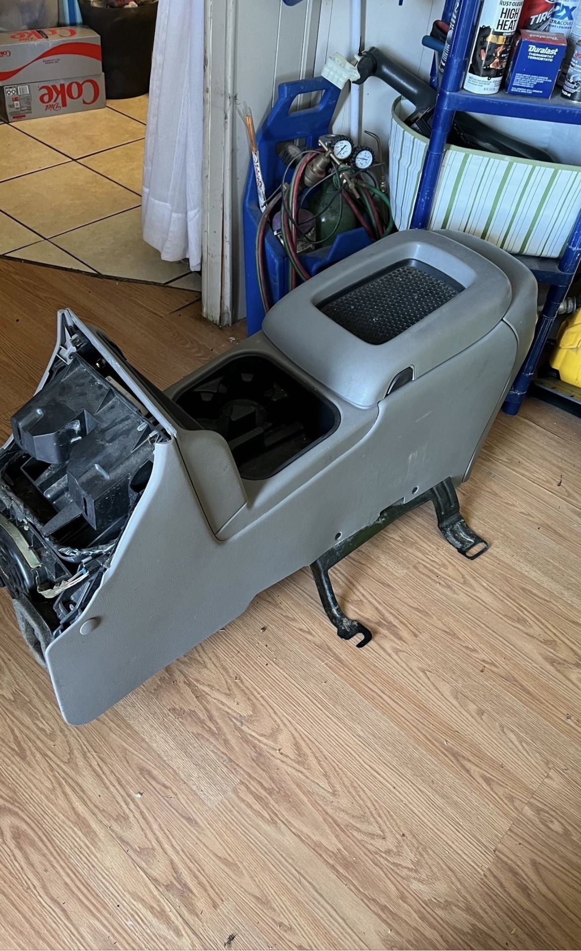 Chevy Console Gray Light 