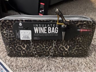 Insulated wine bag