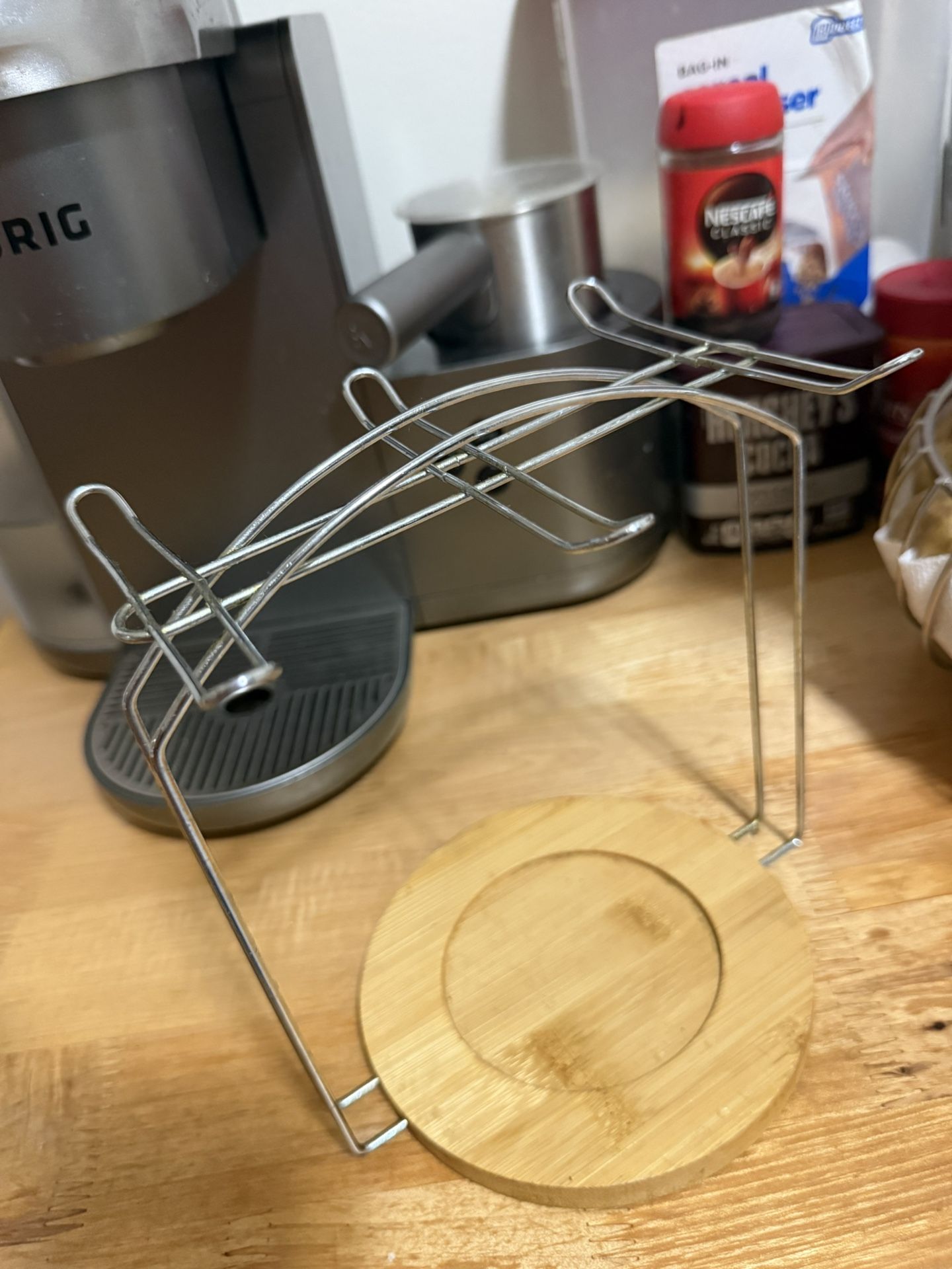 Mug Holder Stand with Wooden Base