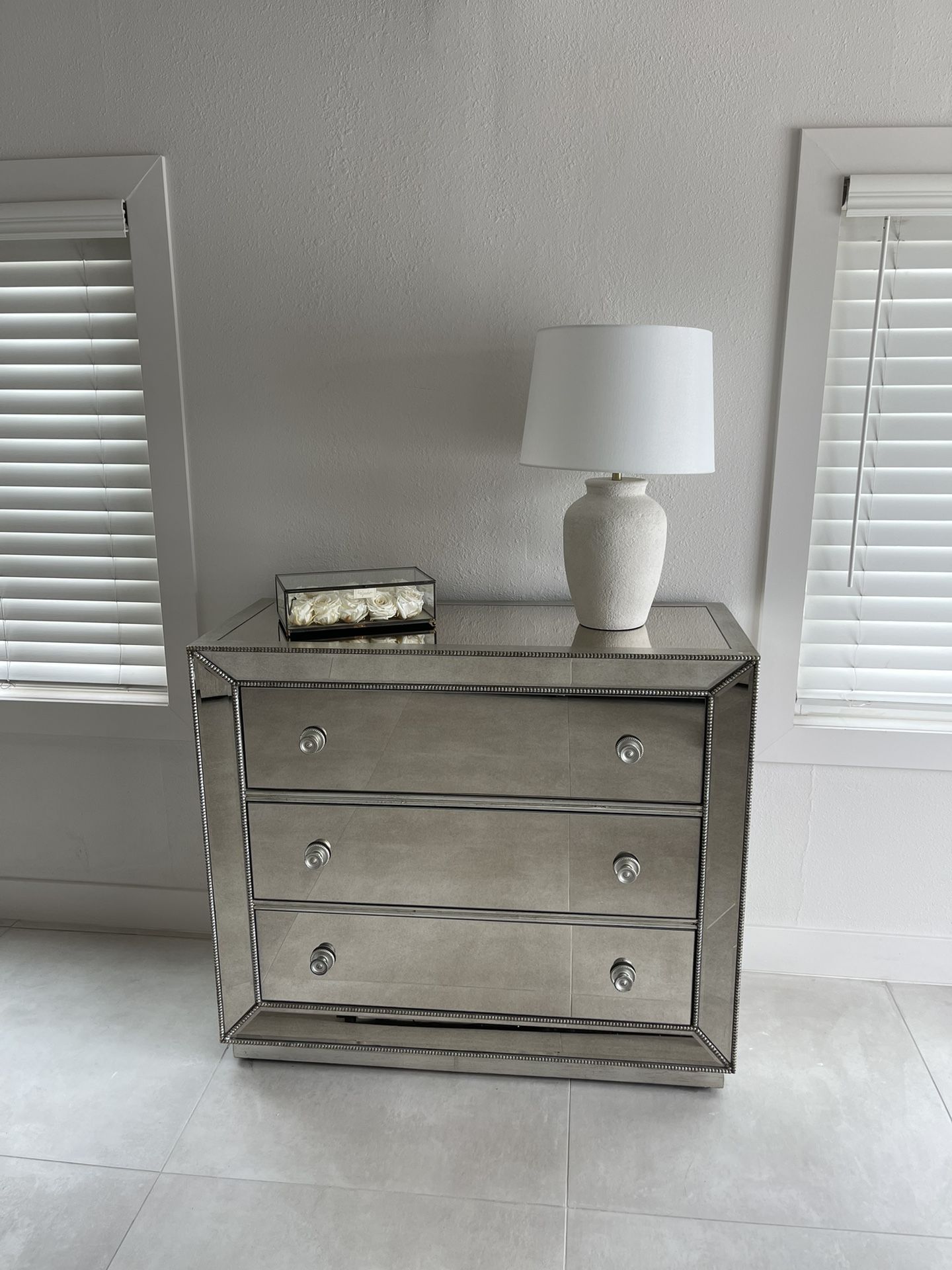Omni Hall Chest Mirrored Furniture