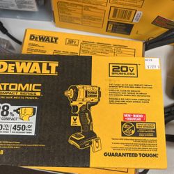 Dewalt Atomic Compact 1/2” Wrench