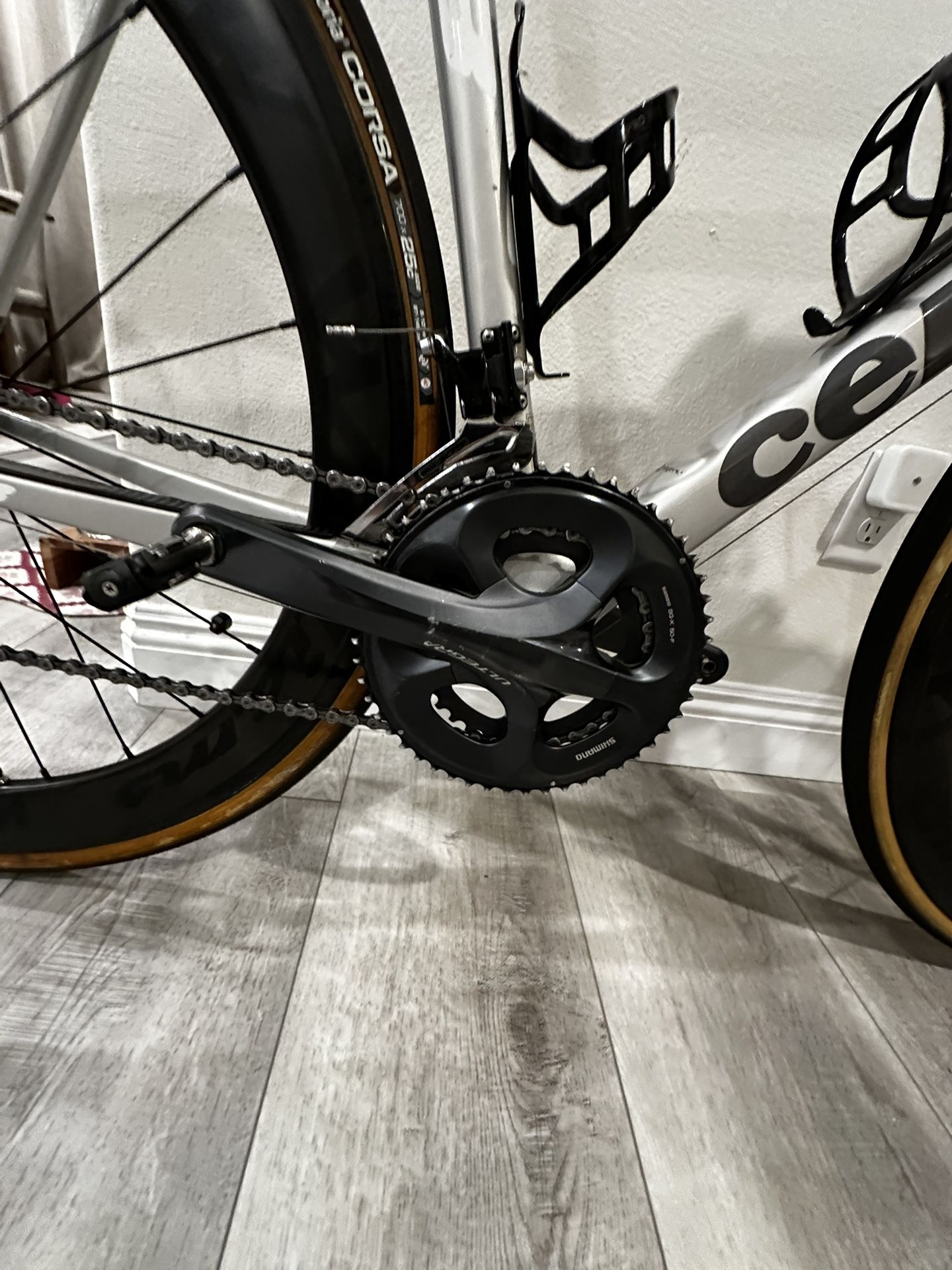 Cervelo R3, Sz 54, With Carbon Williams Wheelset